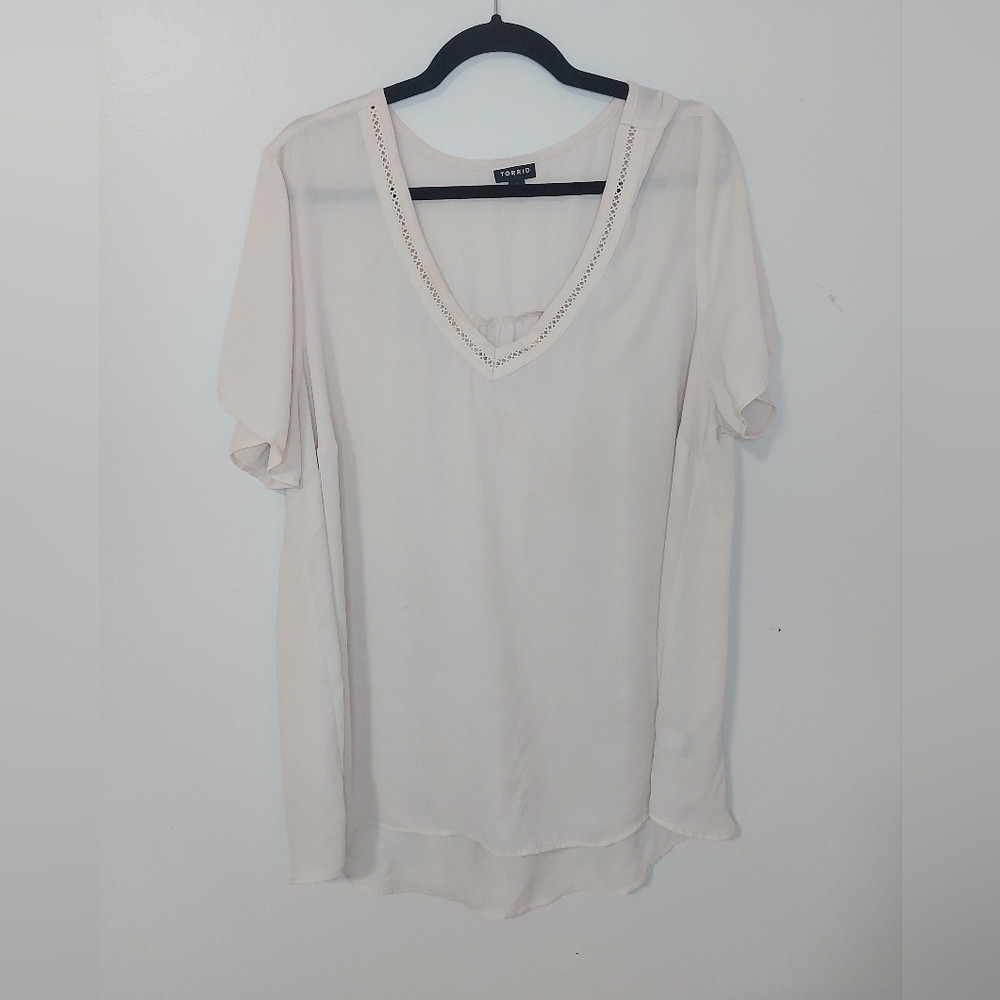 Torrid Sheer Cream Shirt Size 2